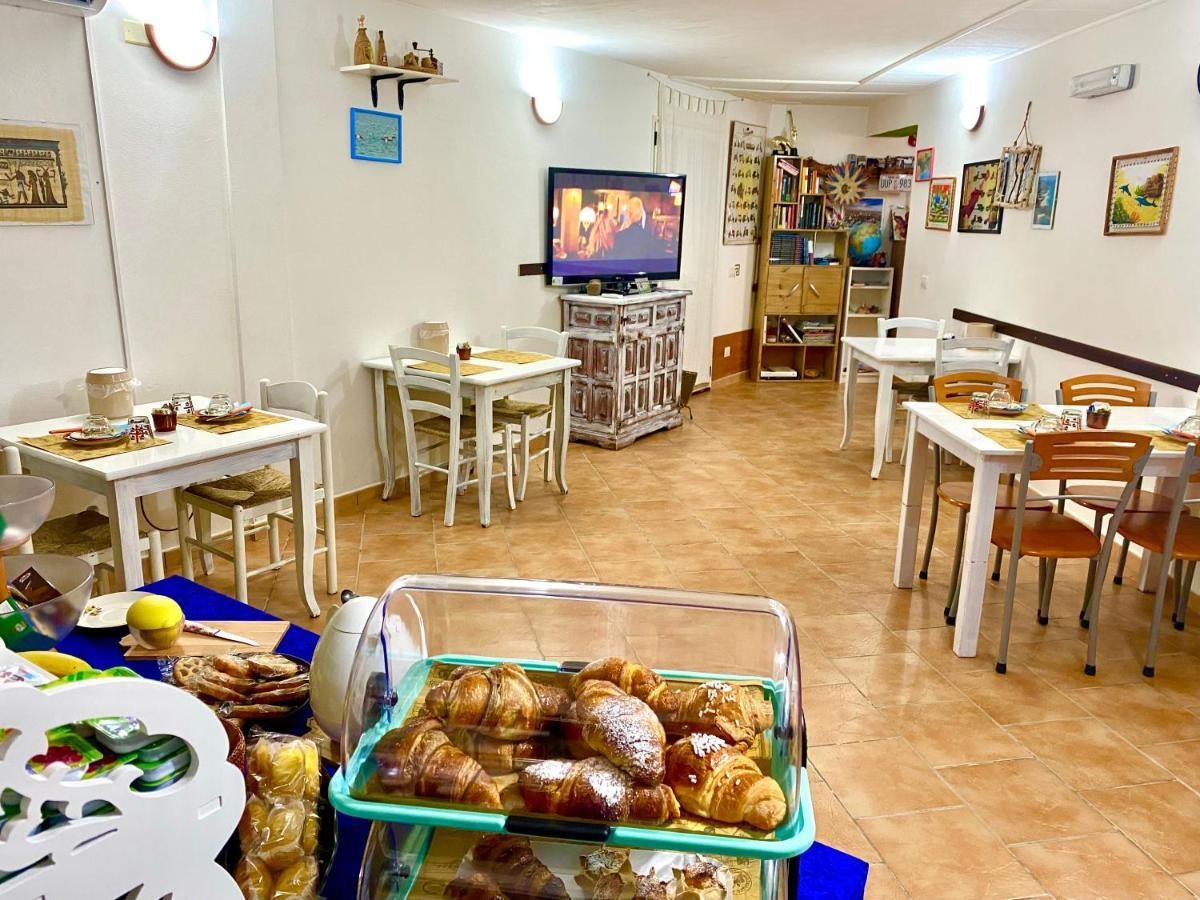 L'Oasi Di Chia Panzió Kültér fotó