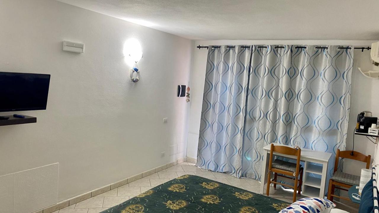 L'Oasi Di Chia Panzió Kültér fotó