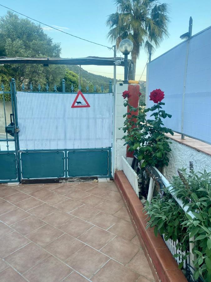 L'Oasi Di Chia Panzió Kültér fotó